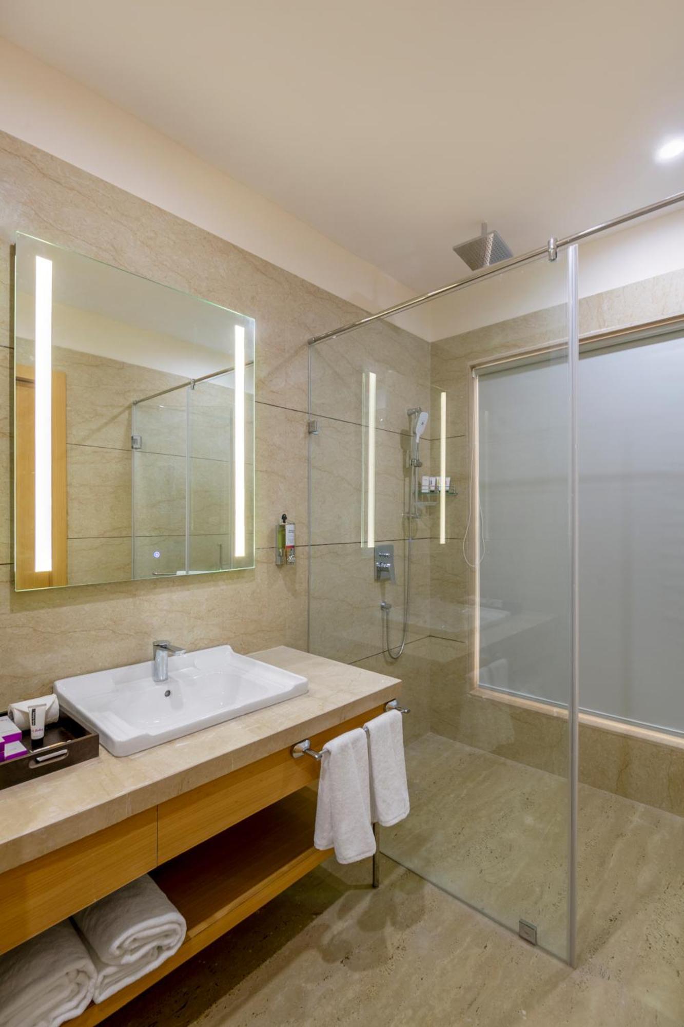 Sterling Aravalli Udaipur Exterior foto